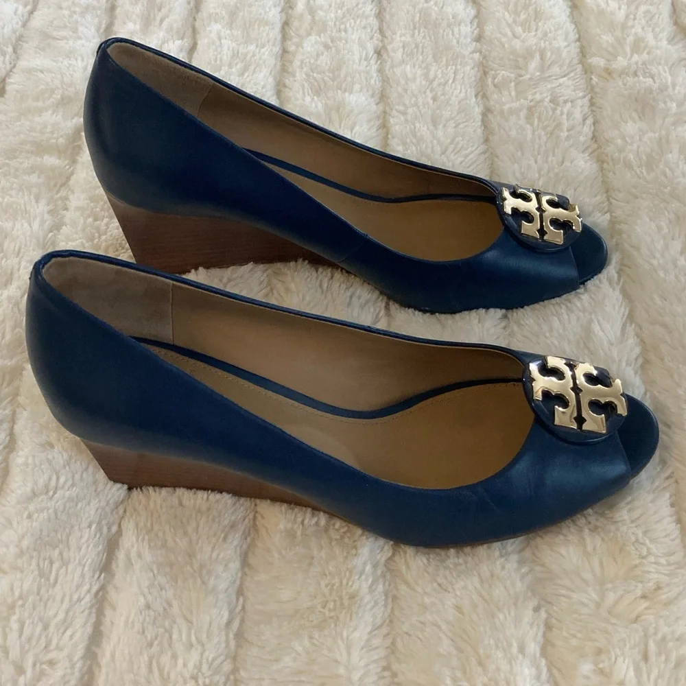 Tory Burch Navy Blue Peep-Toe Heels - Picture 6 of 7